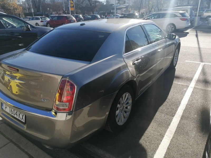 Chrysler 300c 3.6, снимка 7 - Автомобили и джипове - 52417137