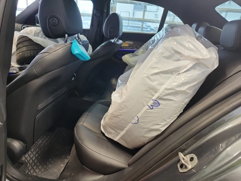 Mercedes-Benz E 53 AMG * CARFAX * БЕЗ ПЪРВОНАЧАЛНА ВНОСКА, снимка 13 - Автомобили и джипове - 53269184