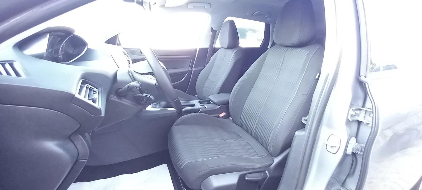 Peugeot 308 ИЗКЛЮЧИТЕЛНО СЕРВИ КНИЖК ОБСЛУЖEН УНИКТ НАВИ EURO6 - изображение 7