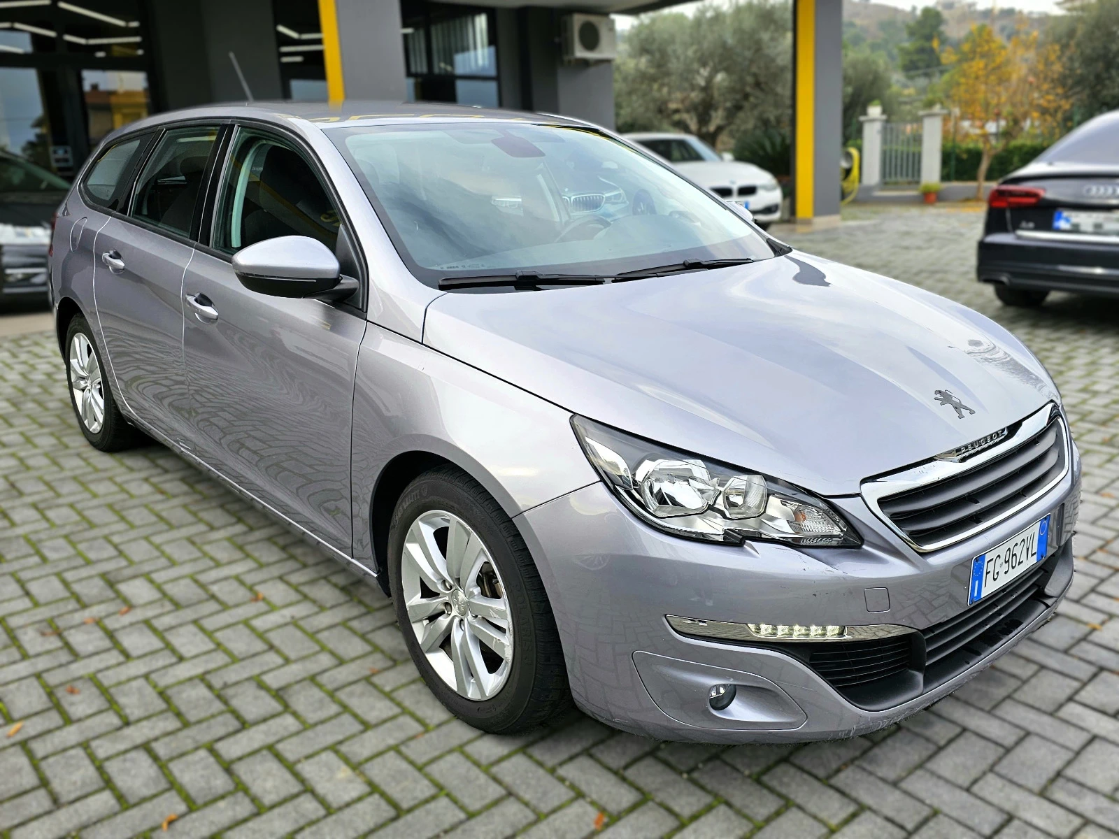 Peugeot 308 1.6 disel 120 коня автоматик 