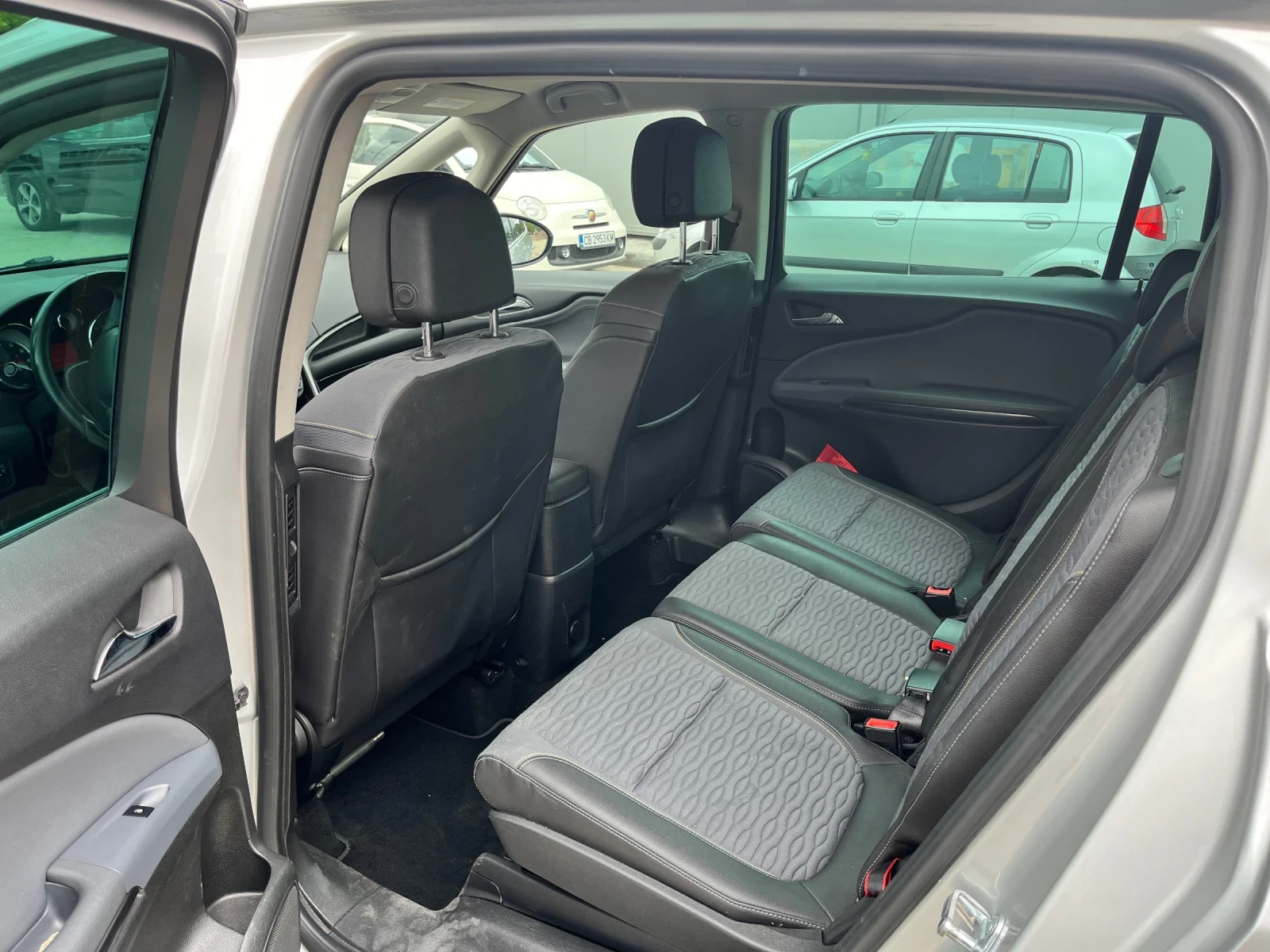 Opel Zafira Tourer 1.6 CNG - изображение 8