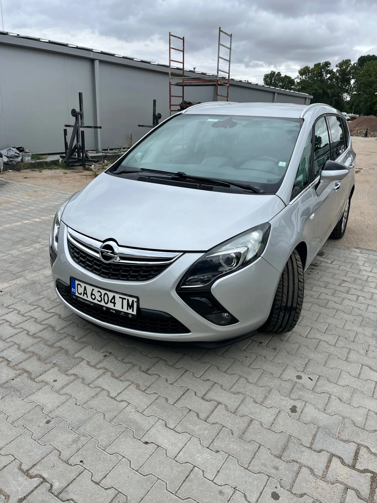 Opel Zafira Tourer 1.6 CNG - изображение 2