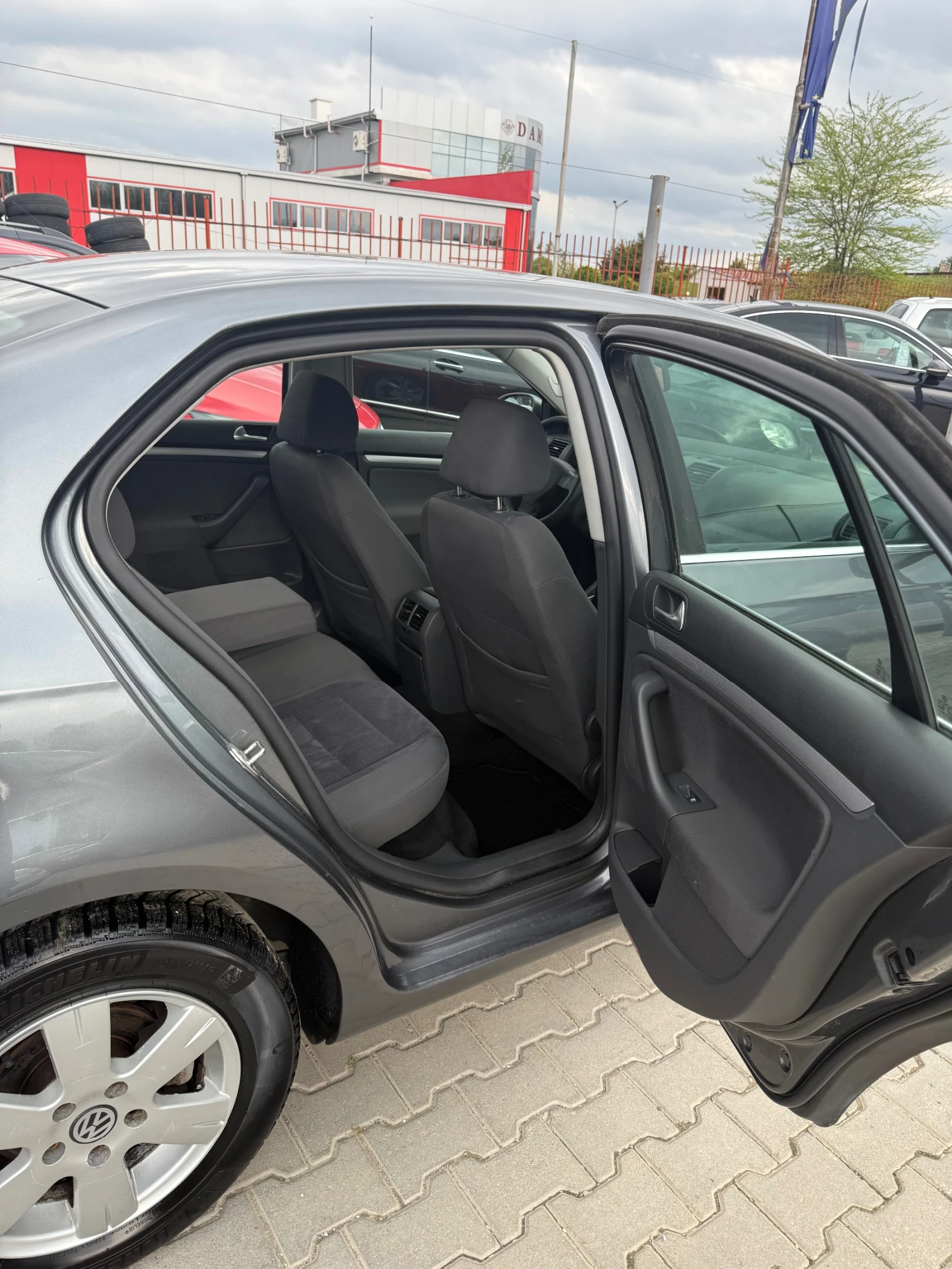 VW Jetta 1.9* Нов внос* Нов съединител Комплект* Нави* Клим - изображение 6