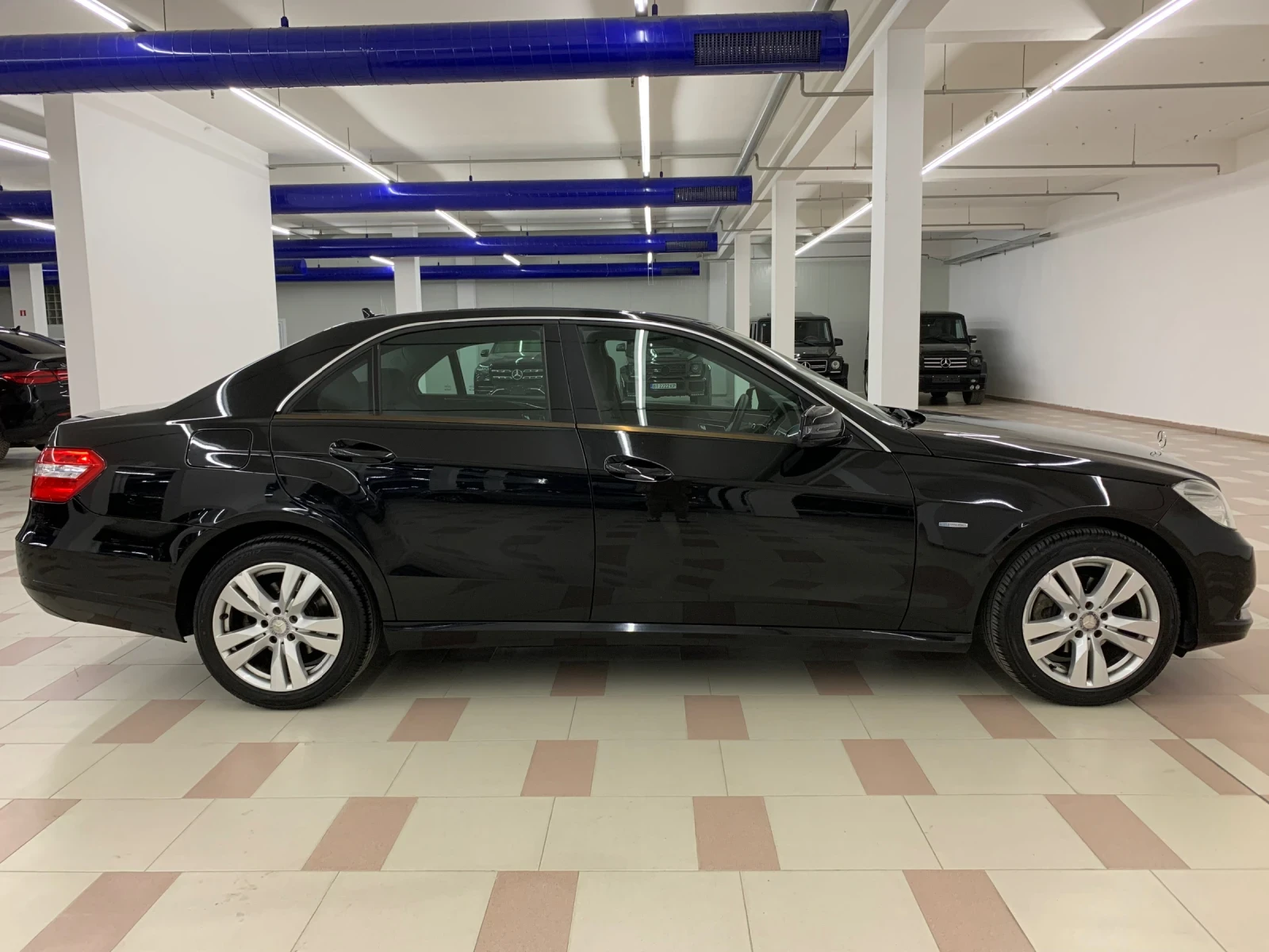 Mercedes-Benz E 220 7G TRONIC - изображение 7