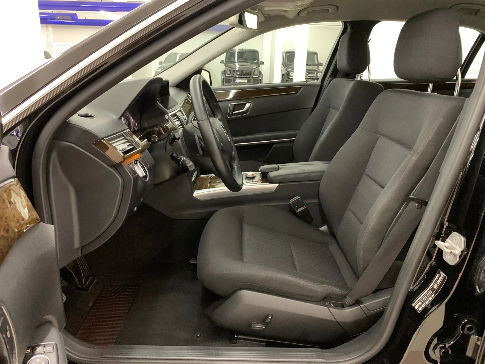 Mercedes-Benz E 220 7G TRONIC - изображение 9