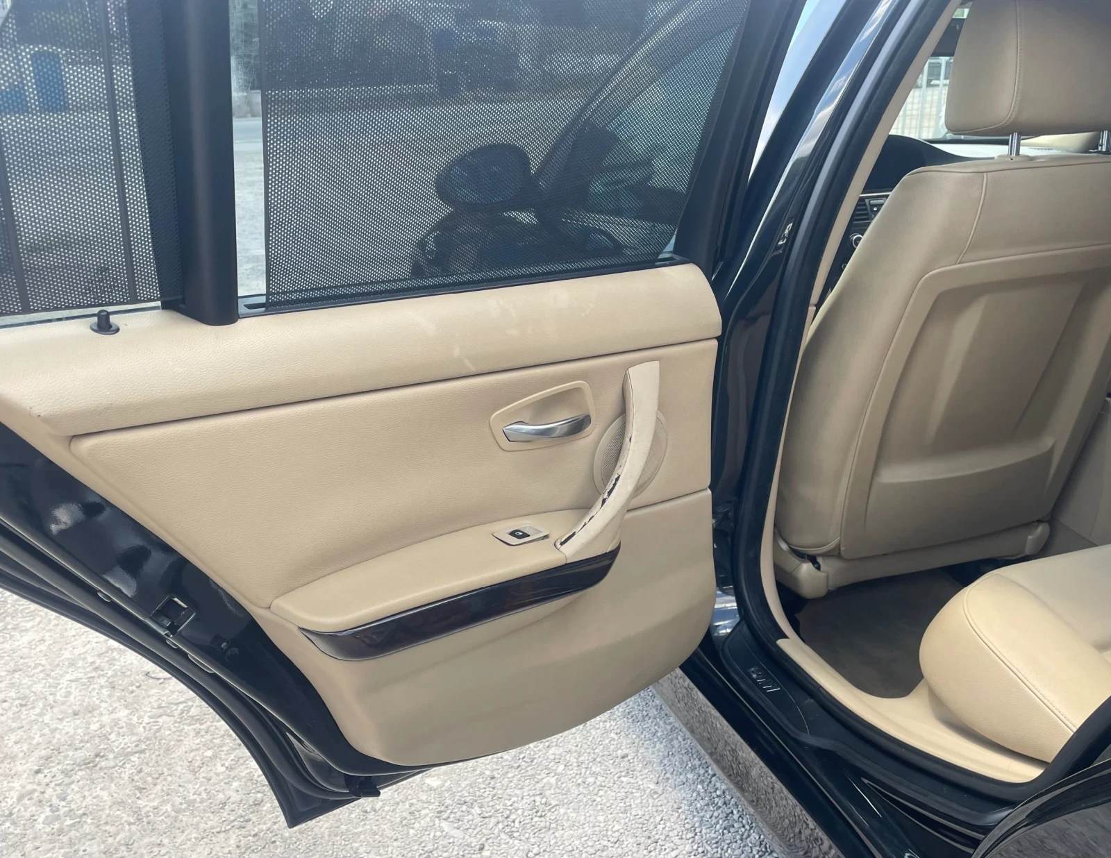 BMW 320 FACELIFT, АВТОМАТ, КОЖА, НАВИГАЦИЯ, ПАРКТРОНИК - изображение 10