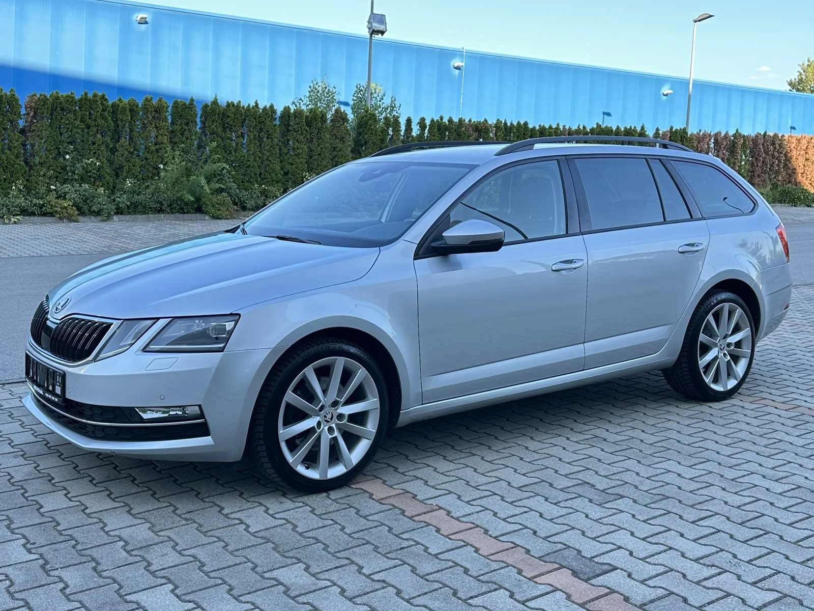 Skoda Octavia TDI/4x4/ DSG/TOP FULL FULL Швейцария - изображение 2