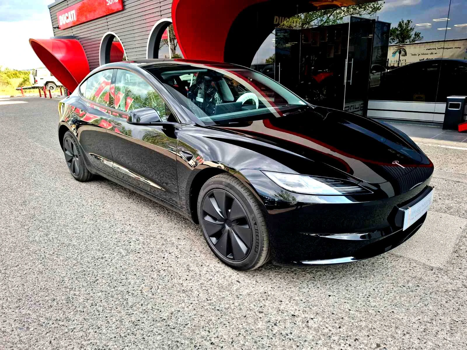 Tesla Model 3 Long Range Dual Motor  | Mobile.bg   1