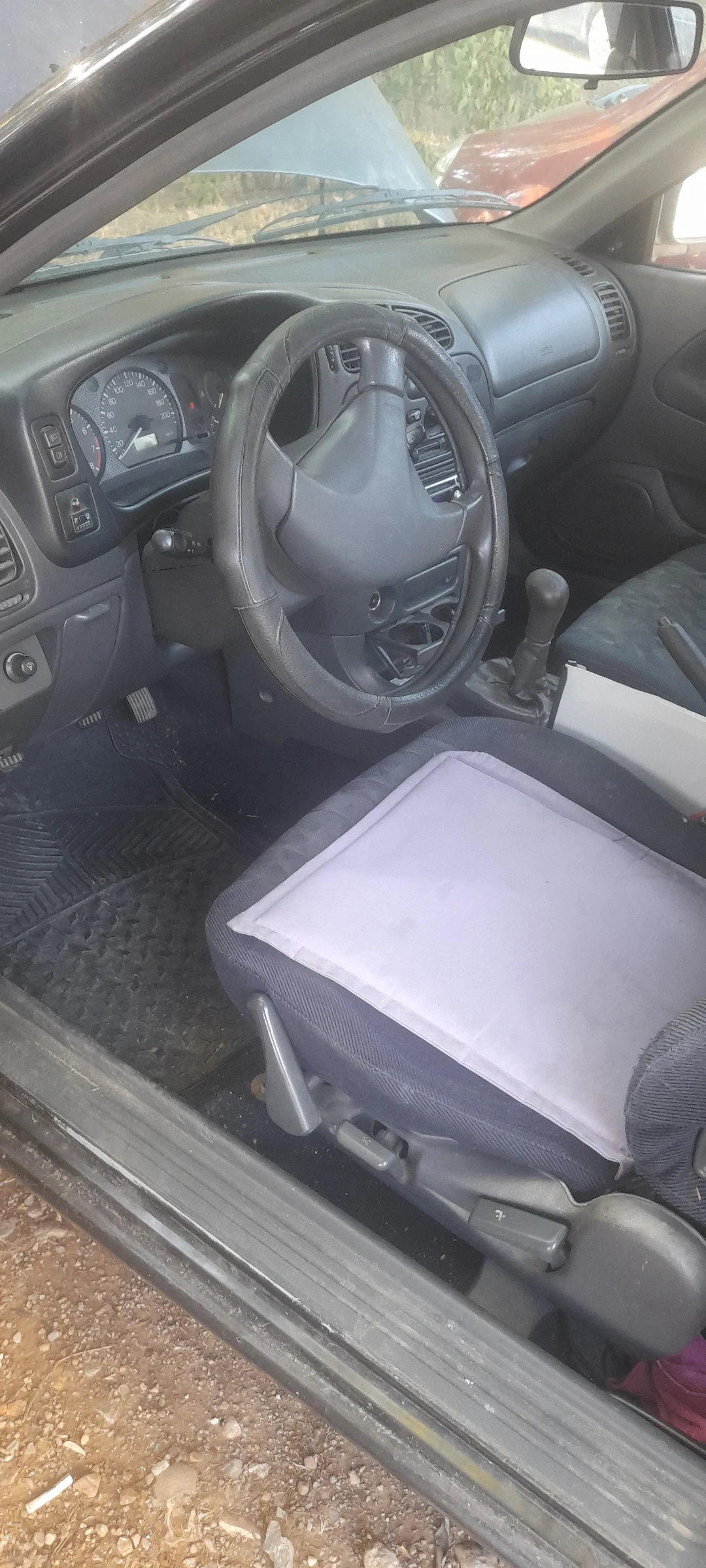 Mitsubishi Colt  - изображение 4