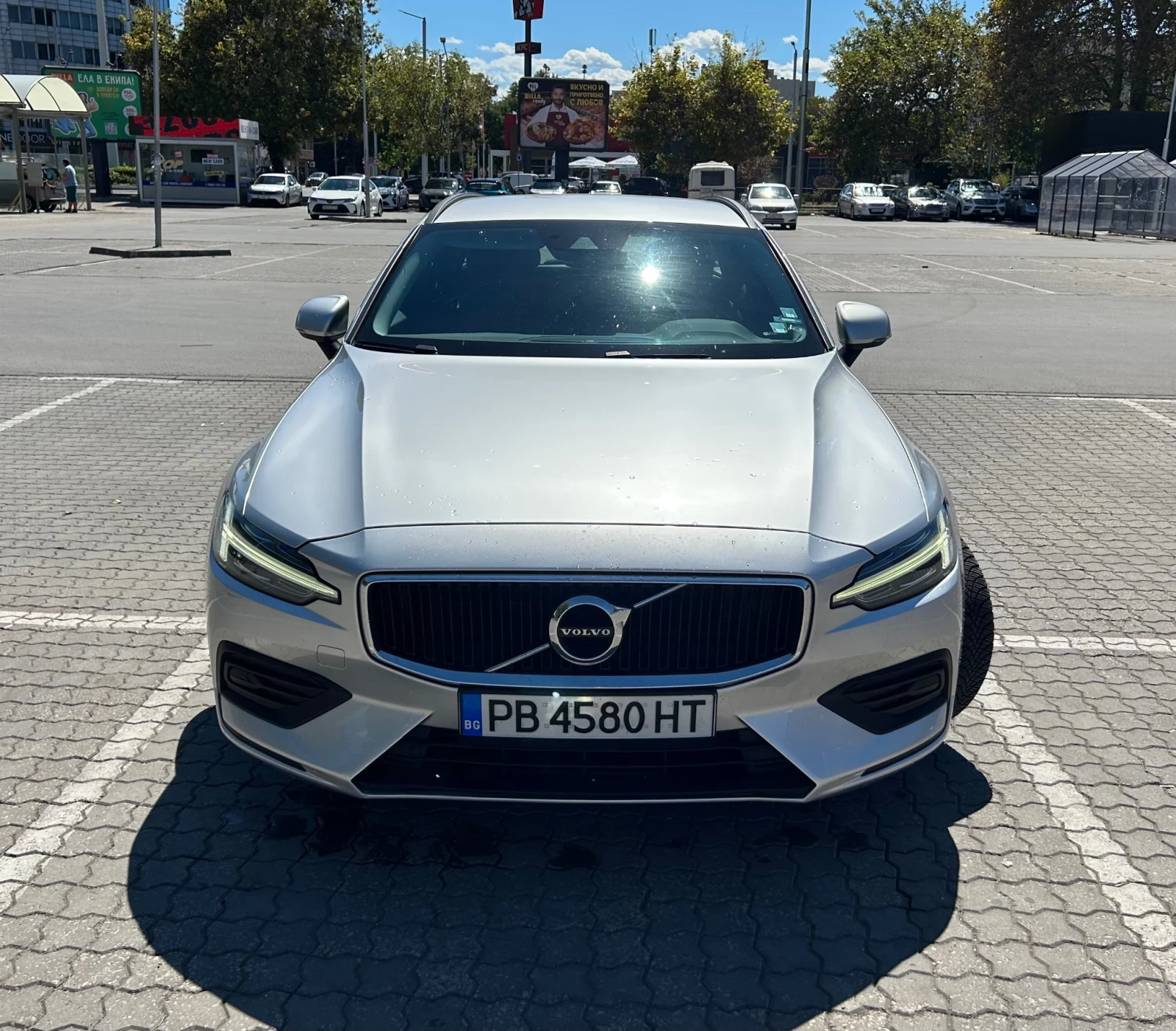 Volvo V60 2.0 D3 - изображение 8