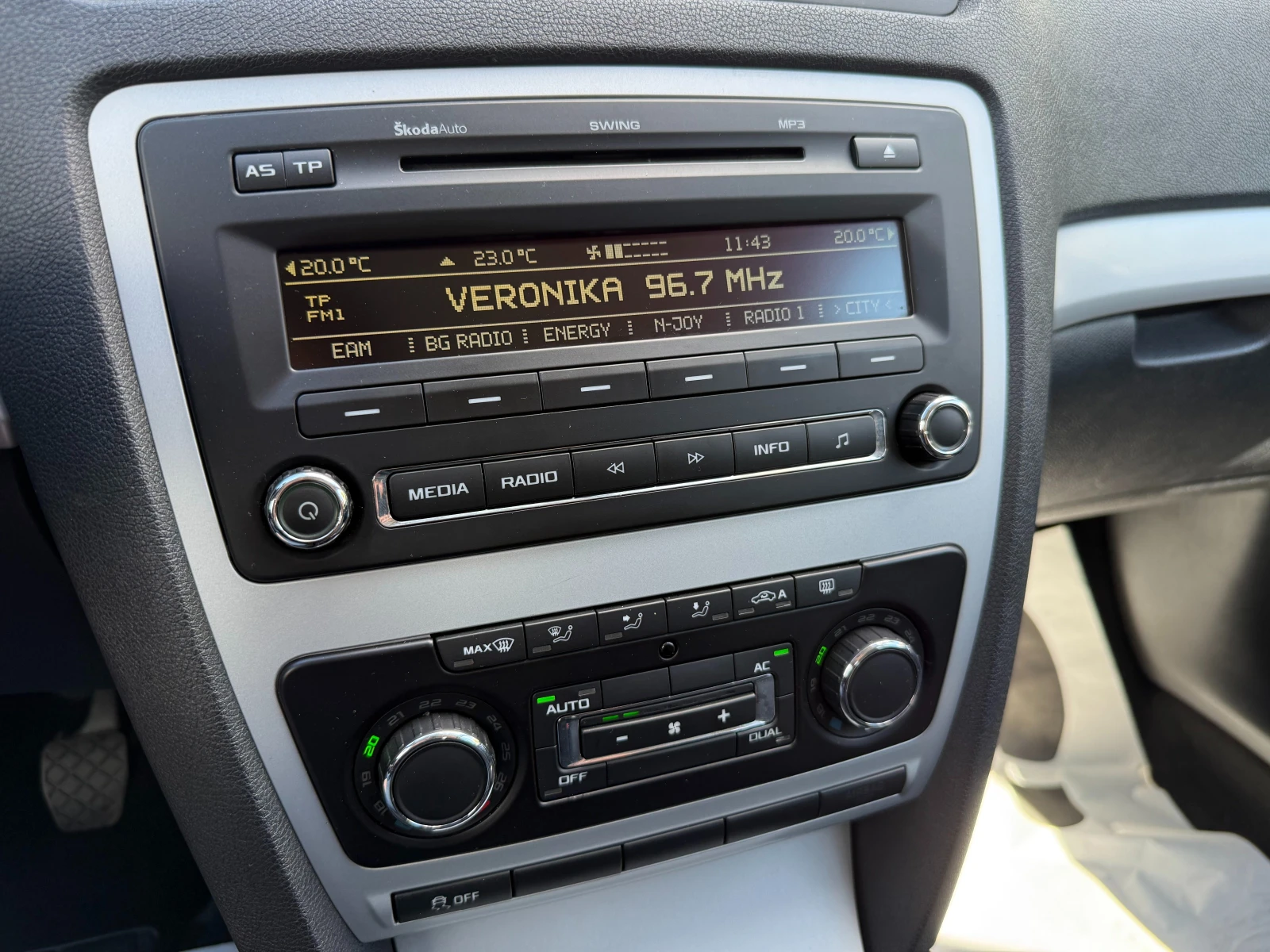 Skoda Octavia 1.6d 105 ../4x4 | Mobile.bg   12