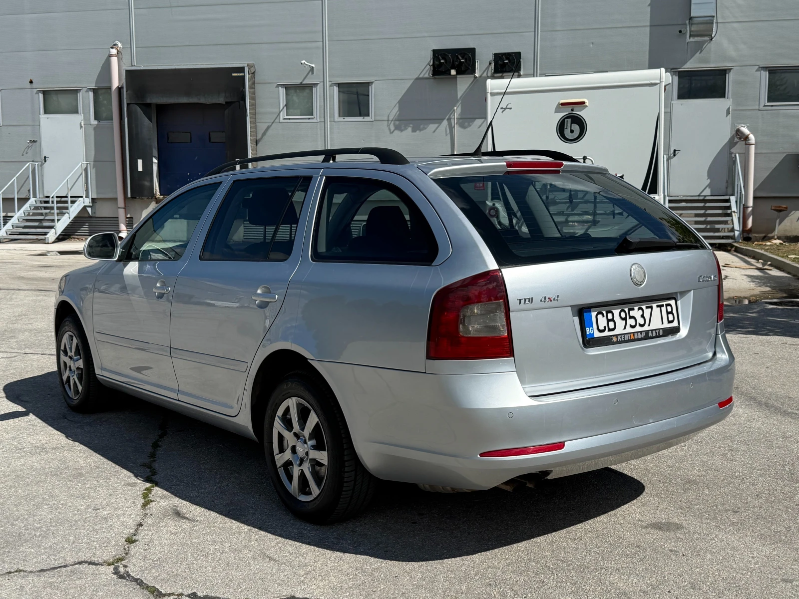Skoda Octavia 1.6d 105 к.с./4x4 - изображение 3