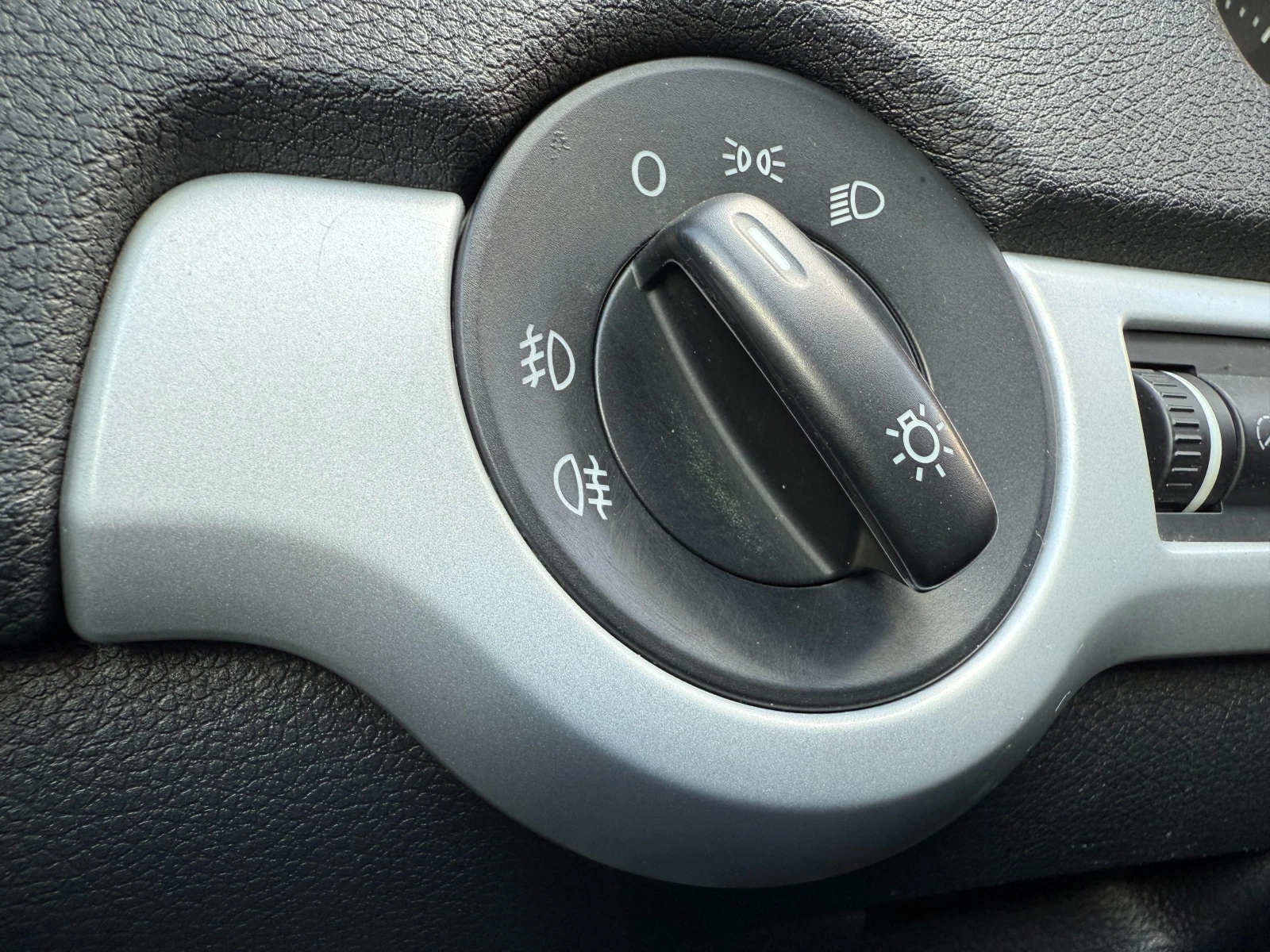 Skoda Octavia 1.6d 105 ../4x4 | Mobile.bg   14