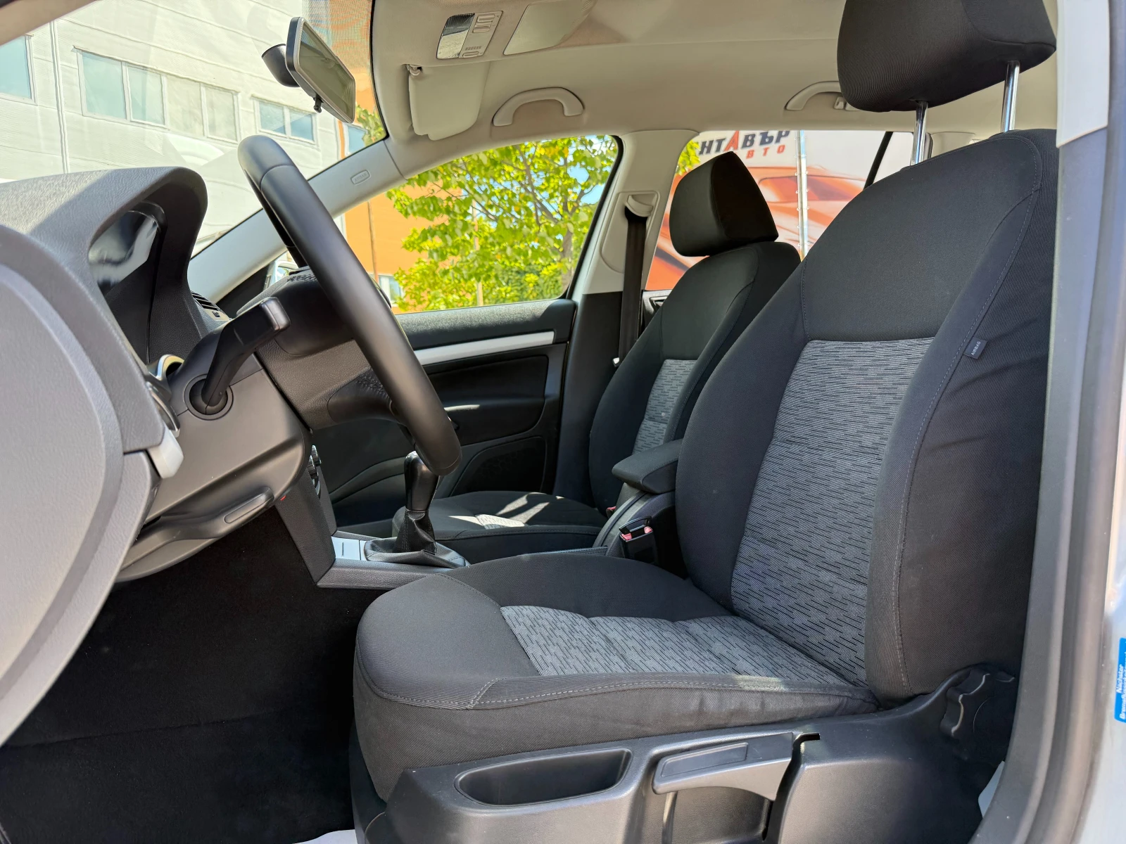 Skoda Octavia 1.6d 105 к.с./4x4 - изображение 8