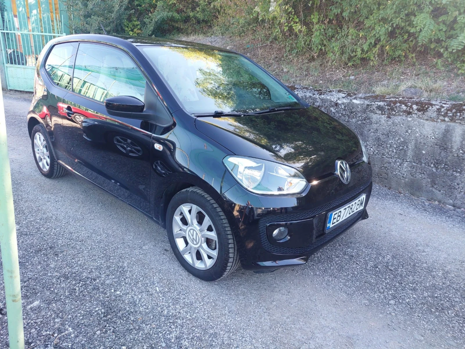 VW Up 1.0 82000км ТОП | Mobile.bg — изображение 1