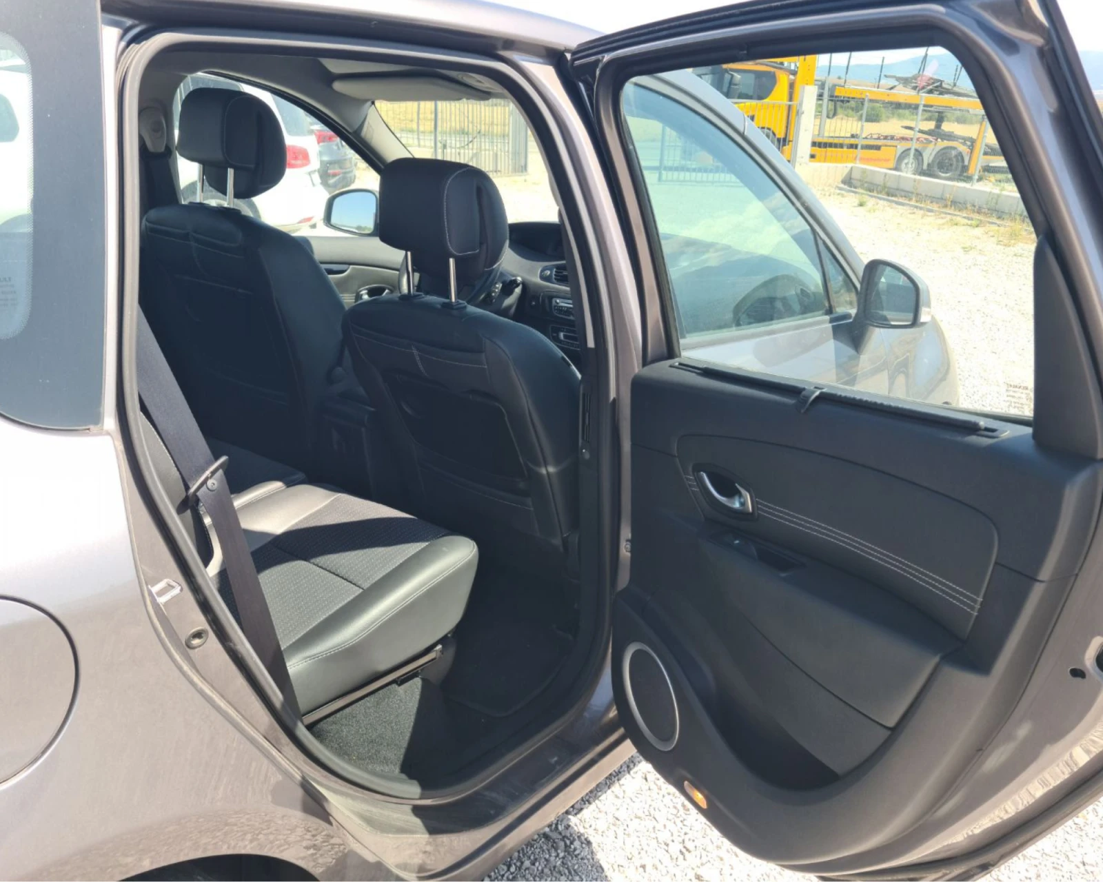 Renault Scenic  - изображение 4