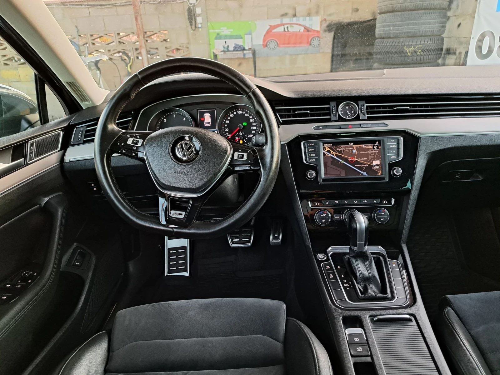 VW Passat 2.0 TDi Rline | Mobile.bg   12