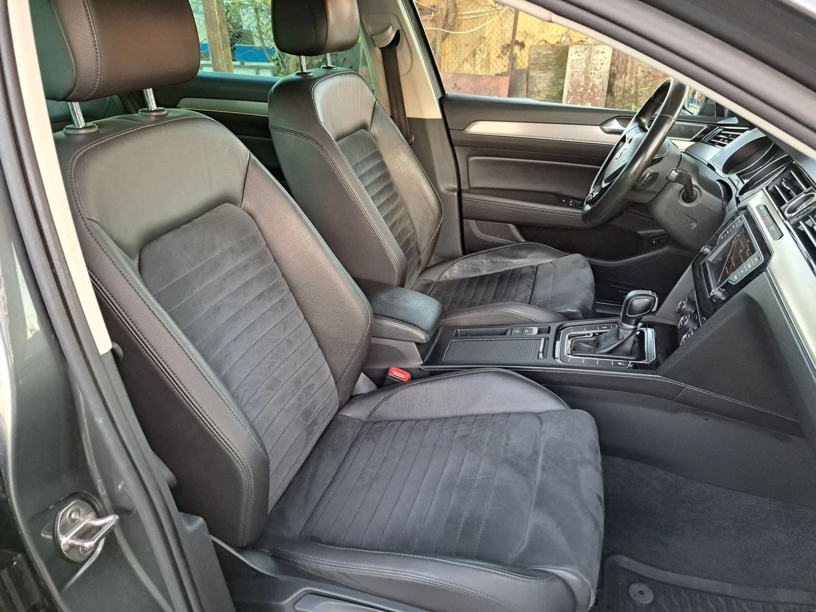 VW Passat 2.0 TDi Rline | Mobile.bg   10