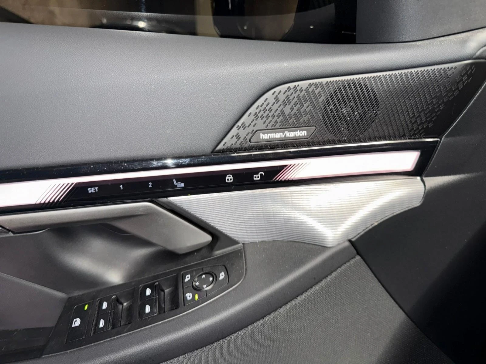 BMW i5 !ОЧАКВАН ВНОС!340CH M-SPORT EDRIVE40 - изображение 7