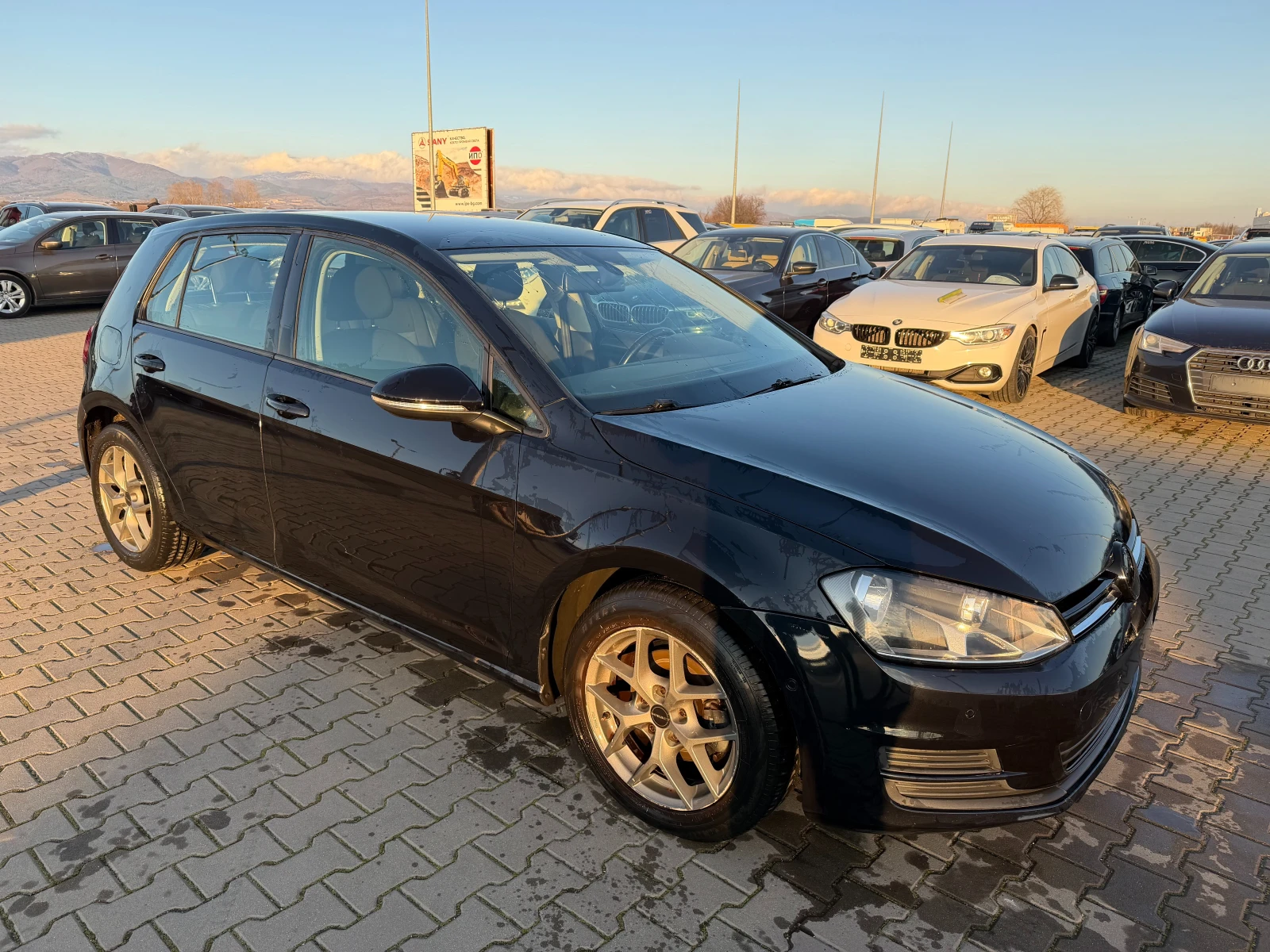 VW Golf 1.6TDI NAVI EURO 5 - изображение 4