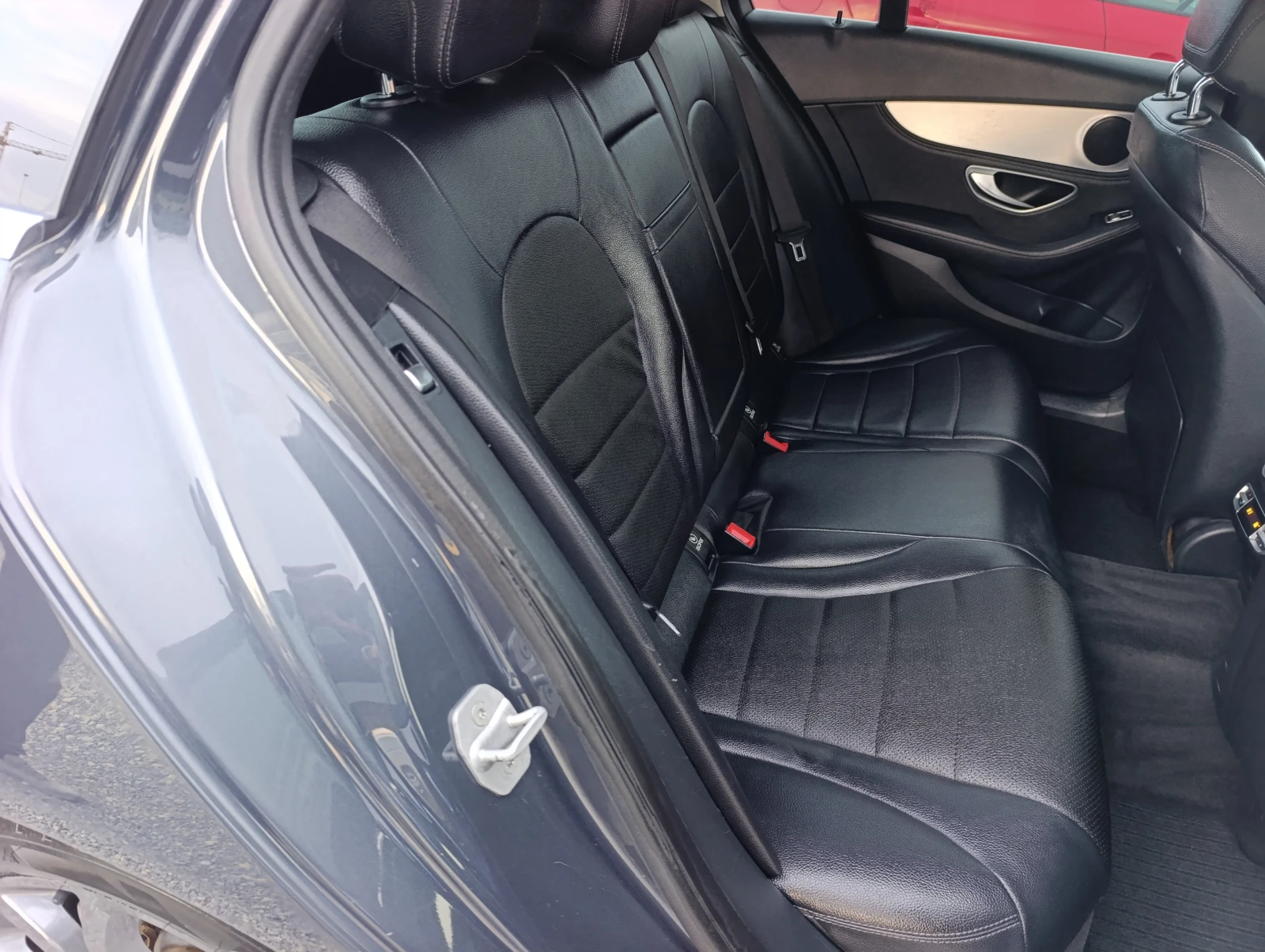 Mercedes-Benz C 220 2.2 d 4m, снимка 8 - Автомобили и джипове - 53979831