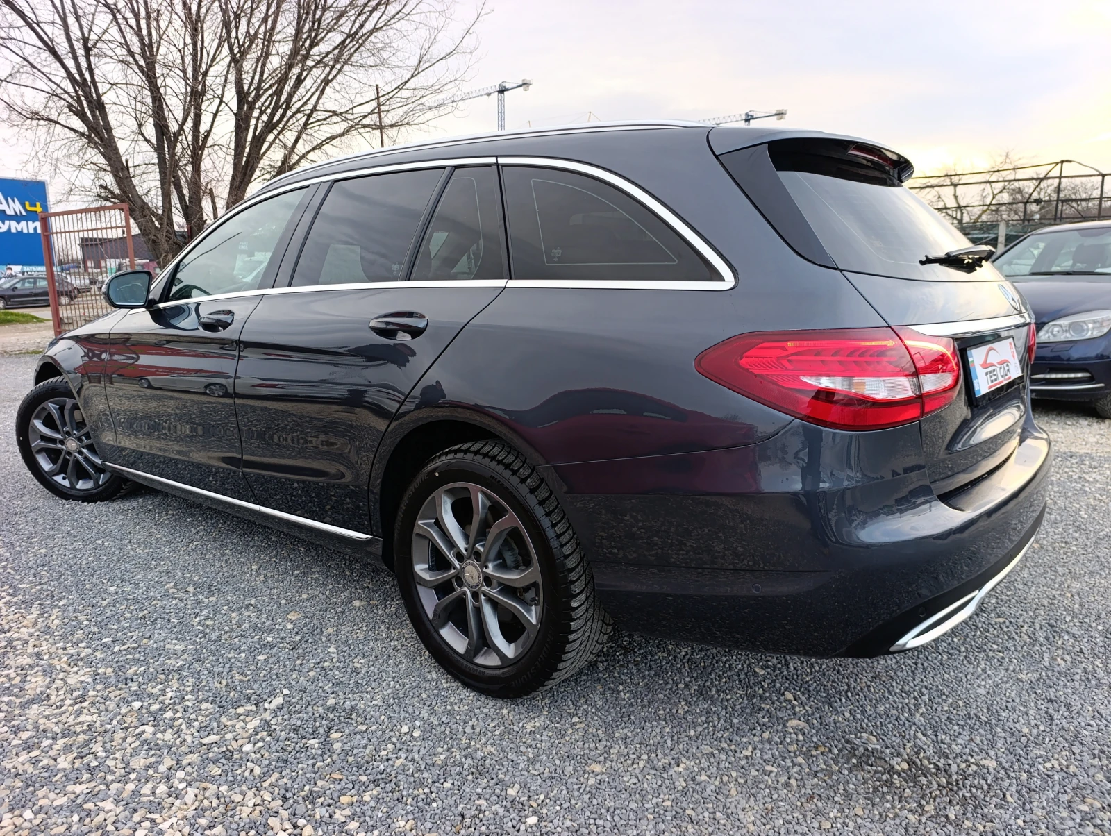 Mercedes-Benz C 220 2.2 d 4m, снимка 4 - Автомобили и джипове - 53979831