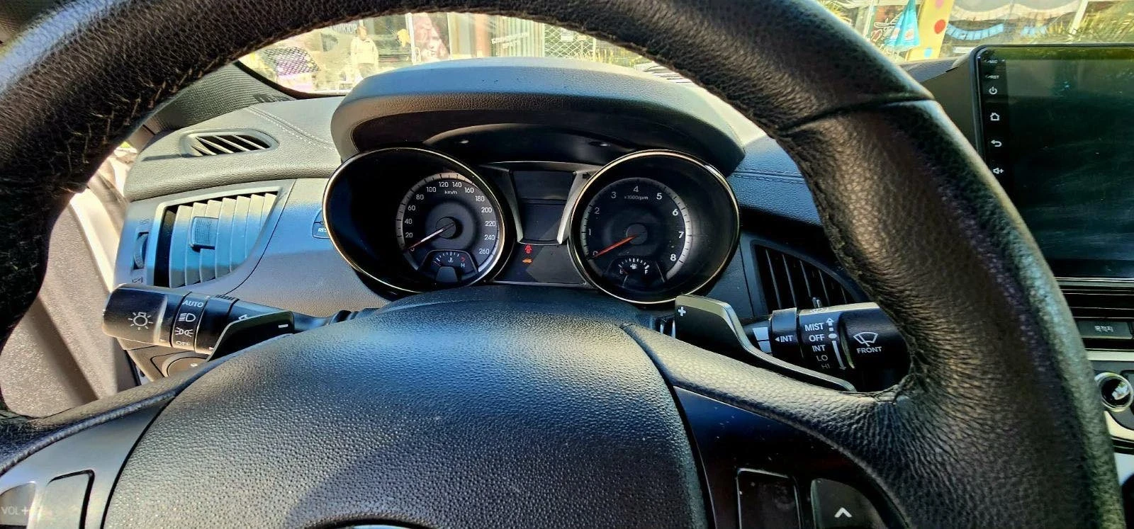 Hyundai Genesis, снимка 11 - Автомобили и джипове - 54342940