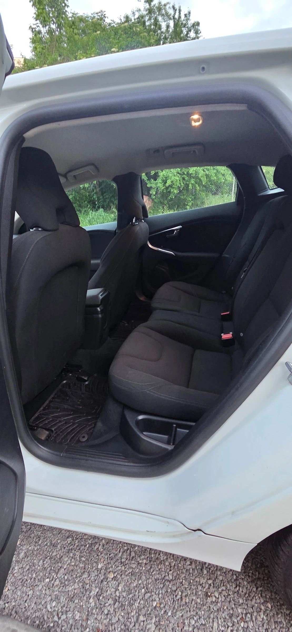 Volvo V40 | Mobile.bg � ����������� 12