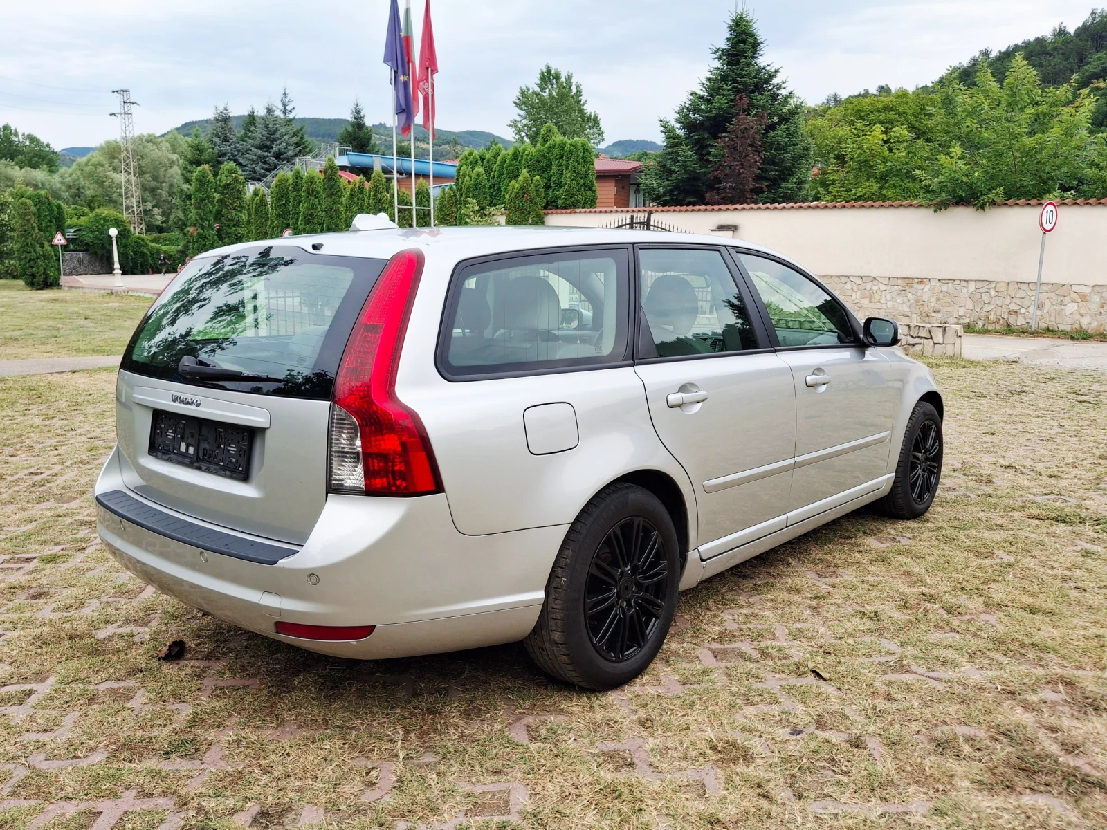 Volvo V50 2.0d.avtomat.klim, снимка 6 - Автомобили и джипове - 55211206