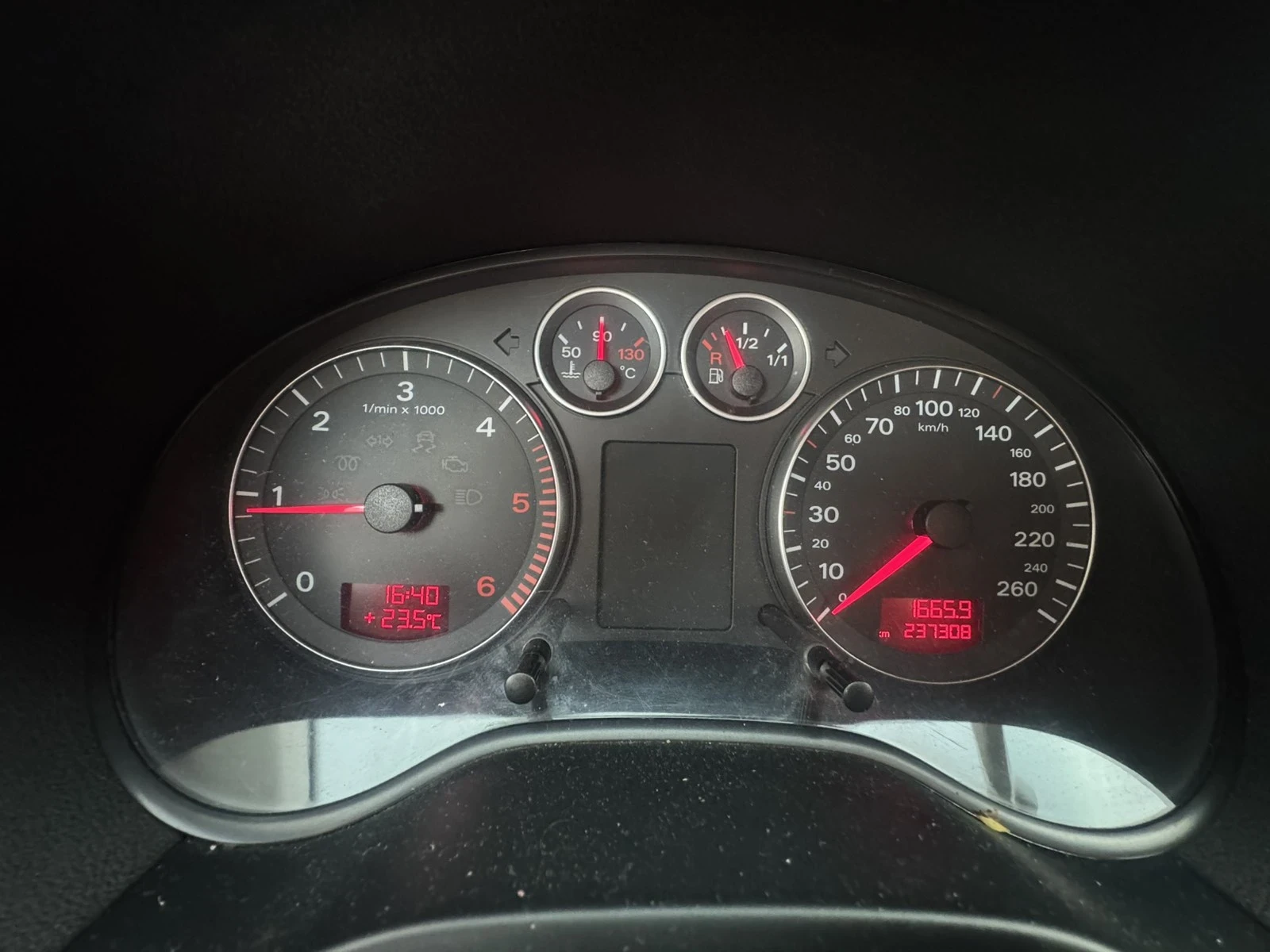 Audi A3 1.9, снимка 9 - Автомобили и джипове - 55250598