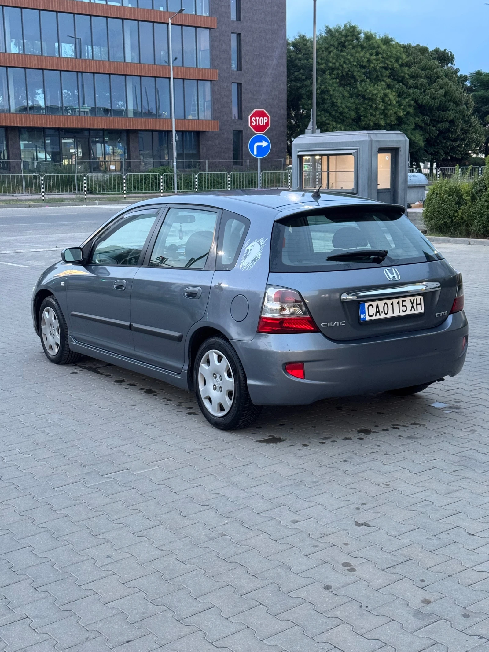 Honda Civic, снимка 2 - Автомобили и джипове - 55366243