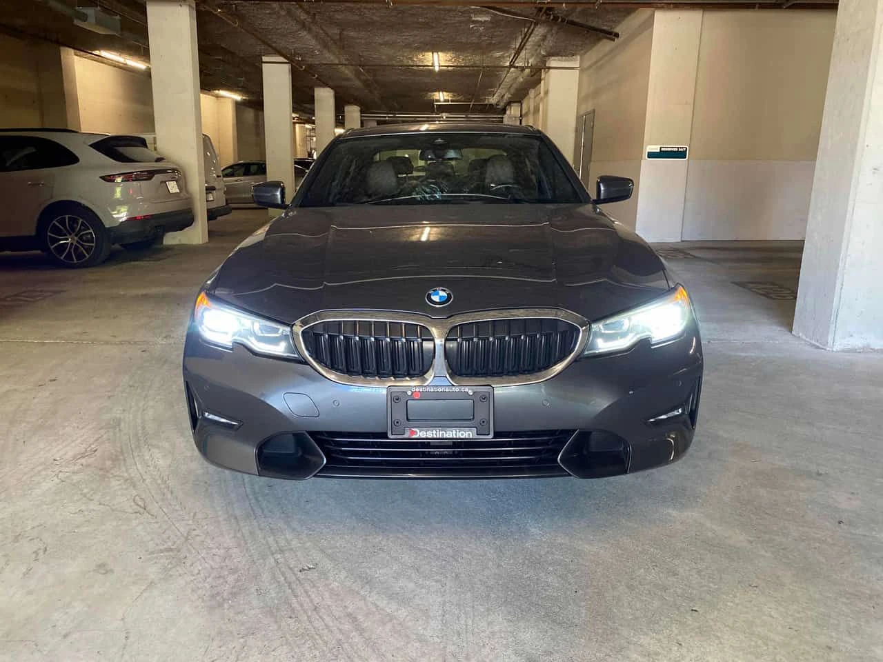 BMW 330 * 330i xDrive * АВТОКРЕДИТ БЕЗ ПЪРВОНАЧАЛНА ВНОСКА, снимка 6 - Автомобили и джипове - 55592280