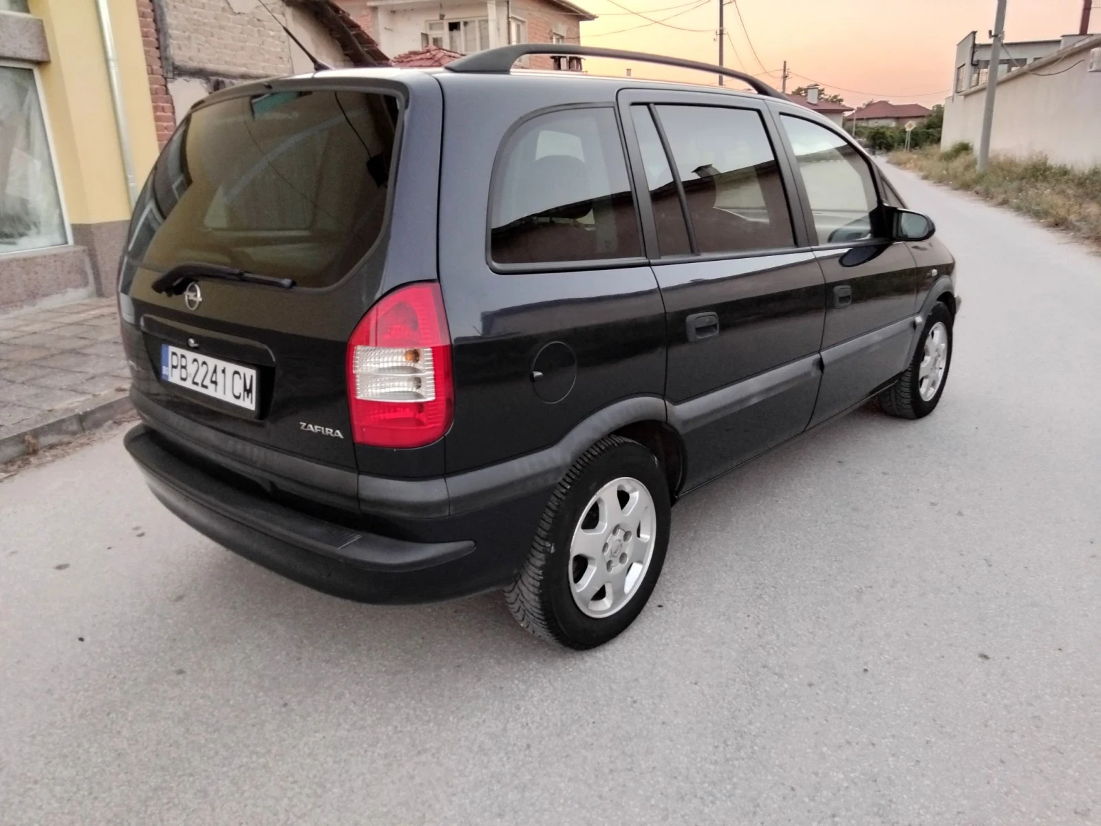 Opel Zafira 2.2.150к+ КЛИМА ГАЗ. 2003г , снимка 11 - Автомобили и джипове - 55646669