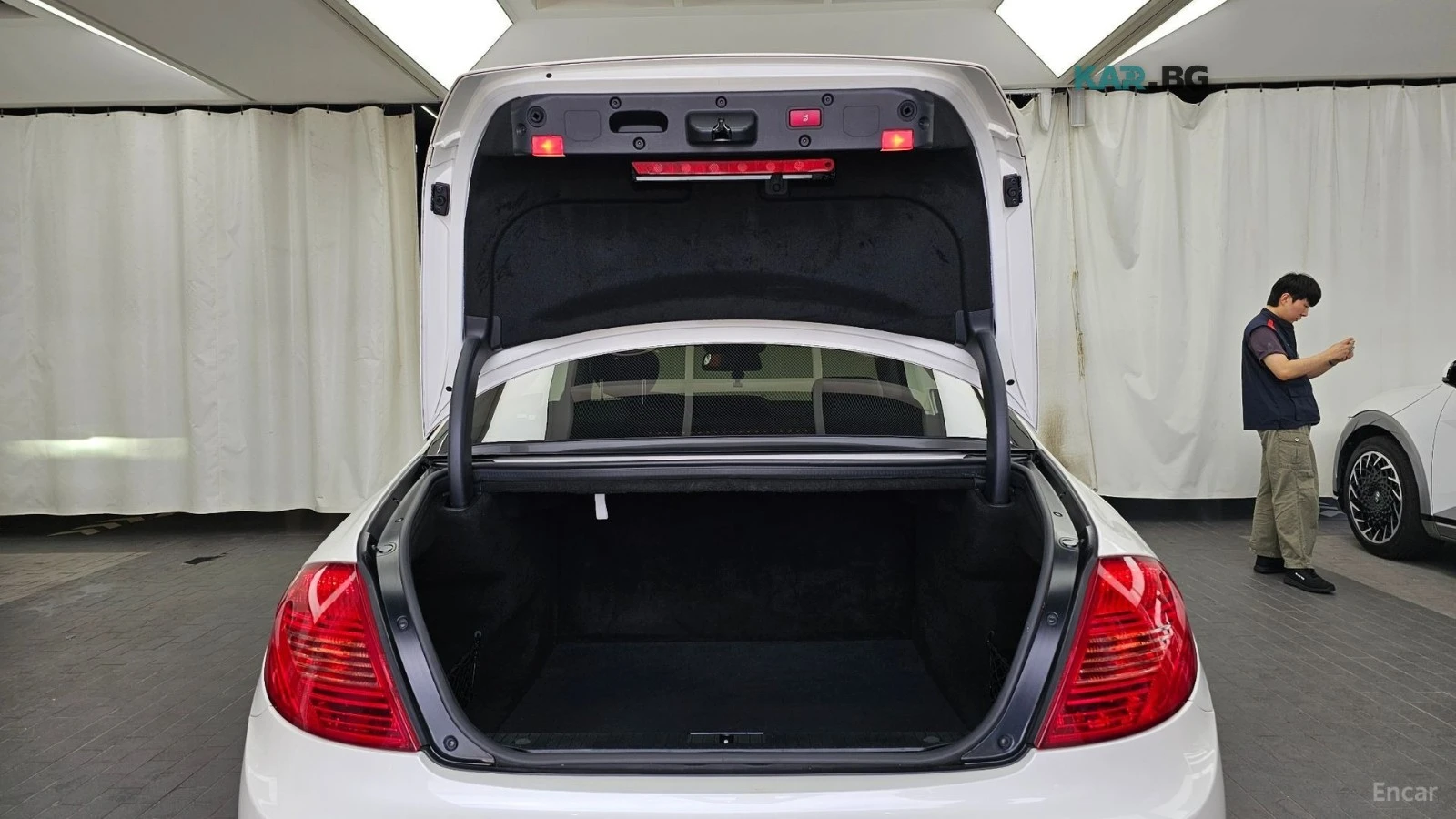Mercedes-Benz CL 63 AMG МАСАЖИ* ПАНО* КОЖА* ОБДУХВ* НАВИ* АВТОКРЕДИТ, снимка 17 - Автомобили и джипове - 55694213
