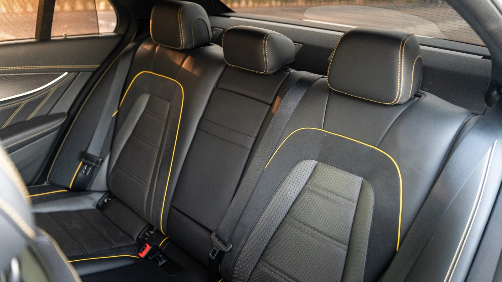 Mercedes-Benz E 63 AMG Готов лизинг, снимка 6 - Автомобили и джипове - 55858544