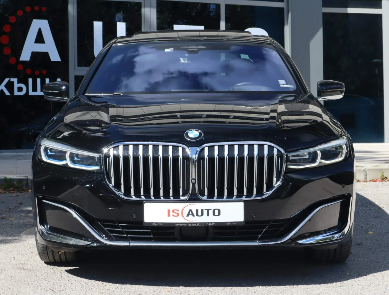 BMW 750 xDrive/Harman Kardon/Подгрев/Камера 360/HuD/Blind , снимка 2 - Автомобили и джипове - 56219463