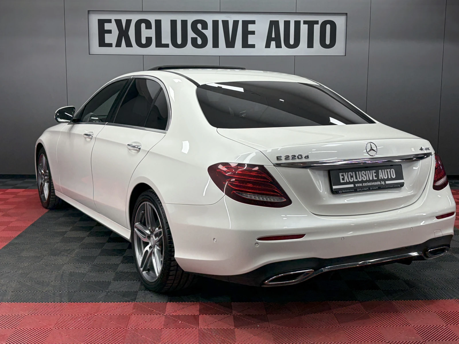 Mercedes-Benz E 220 d 4MATIC AMG Line, снимка 6 - Автомобили и джипове - 56644122