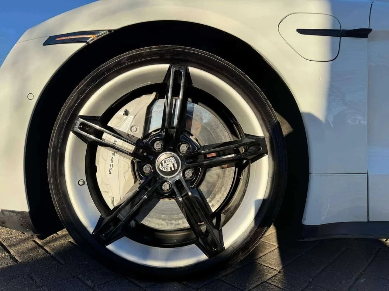 Porsche Taycan, снимка 9 - Автомобили и джипове - 56688363