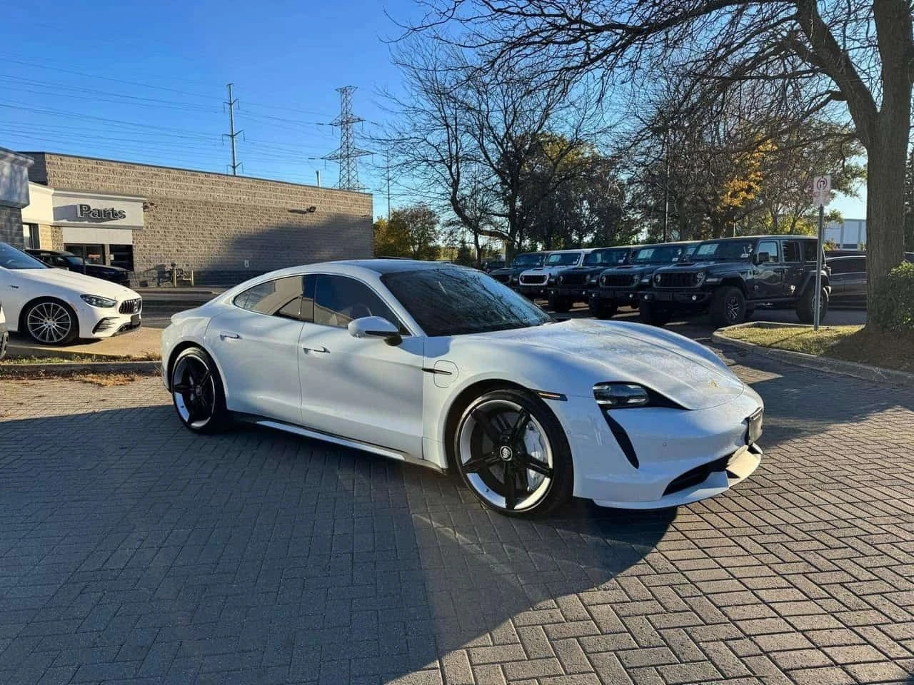 Porsche Taycan, снимка 3 - Автомобили и джипове - 56688363
