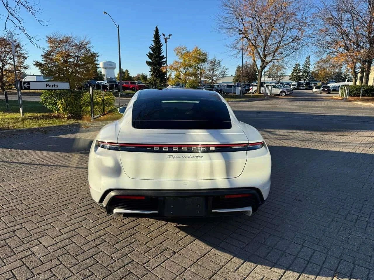Porsche Taycan, снимка 6 - Автомобили и джипове - 56688363