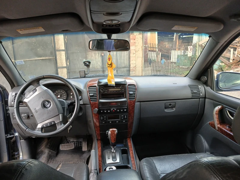 Kia Sorento, снимка 8 - Автомобили и джипове - 47288100