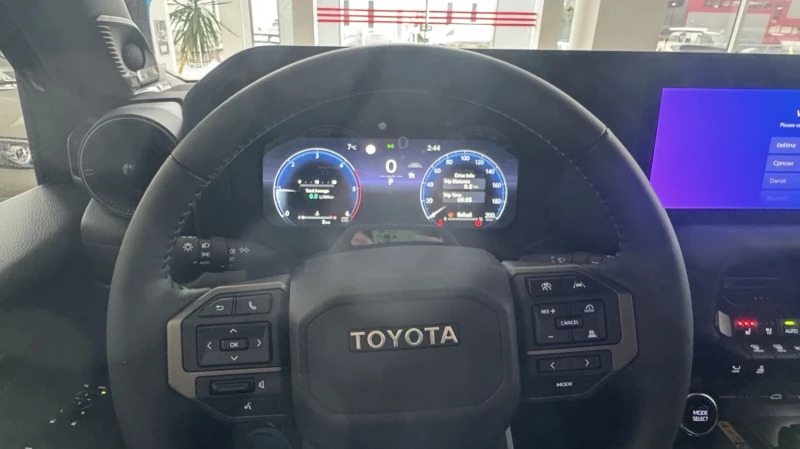 Toyota Land cruiser 250 Luxury 8AT, снимка 13 - Автомобили и джипове - 49189593