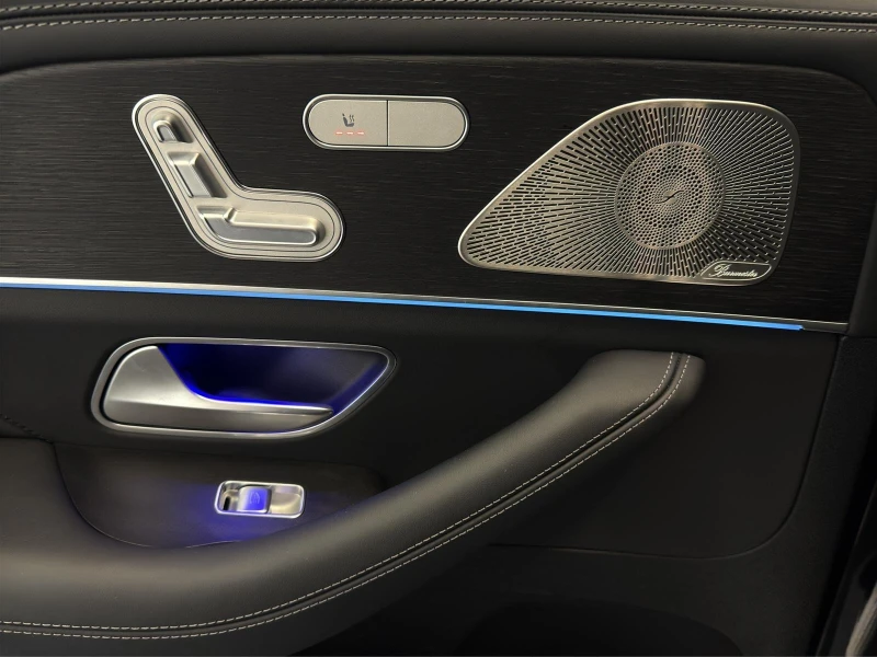 Mercedes-Benz GLS 63 AMG 4-MATIC NIGHT BURMESTER HEAD UP PANO 360, снимка 13 - Автомобили и джипове - 51508953