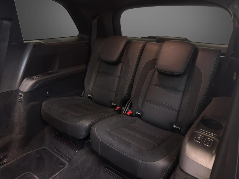 Mercedes-Benz GLS 63 AMG 4-MATIC NIGHT BURMESTER HEAD UP PANO 360, снимка 17 - Автомобили и джипове - 51508953