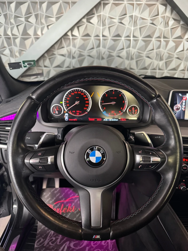 BMW X6 M50d xDrive* HARMAN/KARDON* ШИБЕДАХ* M PACKET* LED, снимка 10 - Автомобили и джипове - 52457462