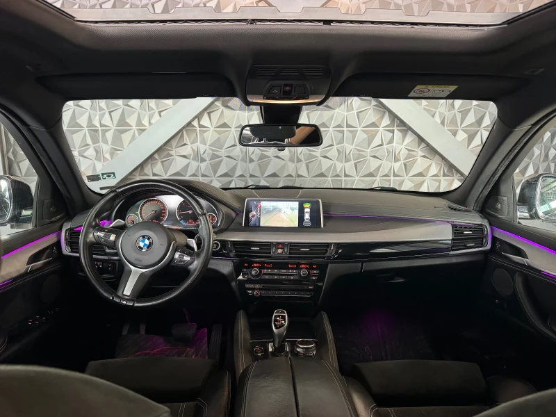 BMW X6 M50d xDrive* HARMAN/KARDON* ШИБЕДАХ* M PACKET* LED, снимка 6 - Автомобили и джипове - 52457462