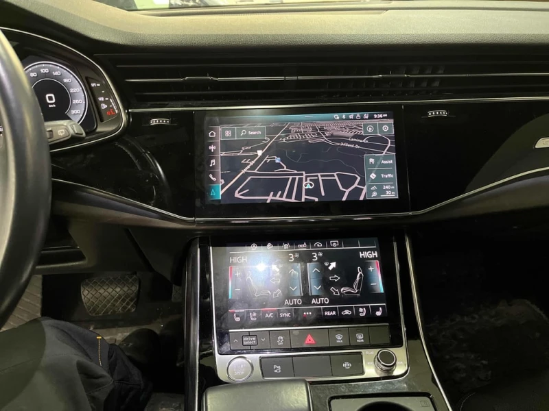 Audi Q8 * Progressiv * CARFAX * ЦЕНА ДО БГ, снимка 9 - Автомобили и джипове - 53201480