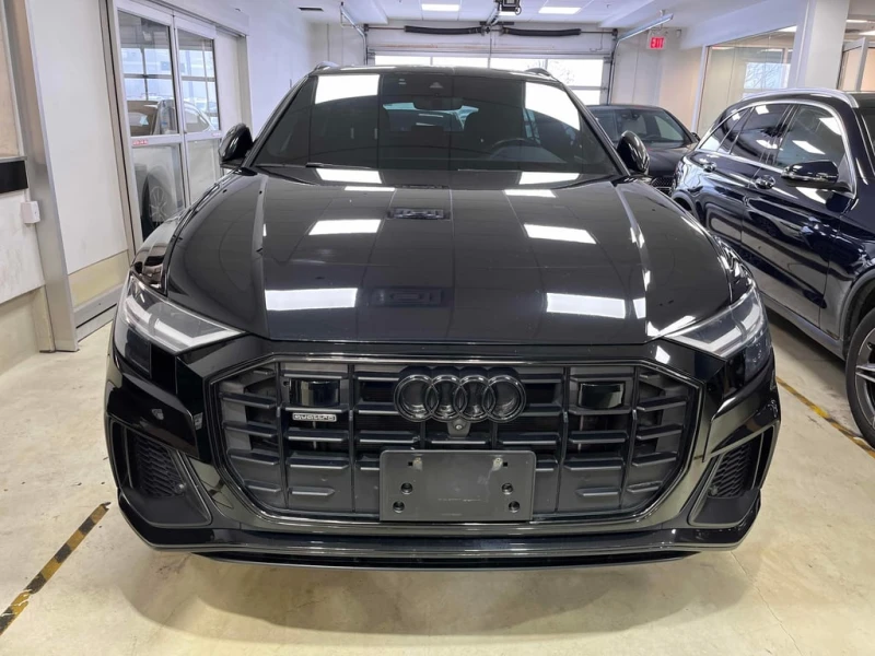 Audi Q8 * Progressiv * CARFAX * ЦЕНА ДО БГ, снимка 3 - Автомобили и джипове - 53201480
