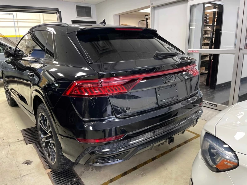 Audi Q8 * Progressiv * CARFAX * ЦЕНА ДО БГ, снимка 5 - Автомобили и джипове - 53201480