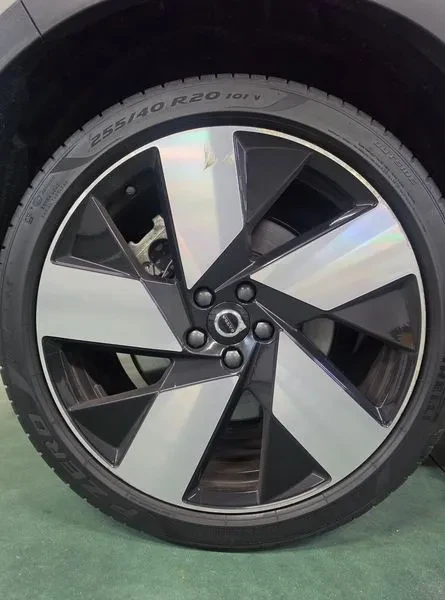 Volvo XC40 САМО 30% АВАНС, снимка 5 - Автомобили и джипове - 56533686